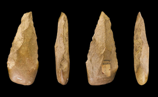 Phát hiện rìu thuộc thời kỳ đồ đá có niên đại 1,3 triệu năm ở Marocco