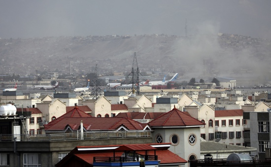 Sau vụ nổ gần sân bay Kabul, có khả năng tiếp tục xảy ra tấn công ở thủ đô Afghanistan