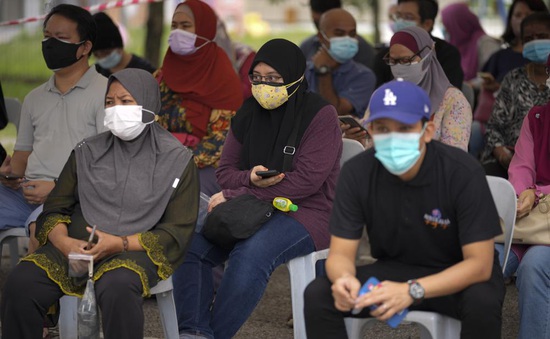 Số ca mắc mới tại Malaysia liên tục vượt mốc 20.000  trong 3 ngày qua