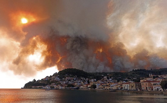 Cháy rừng dữ dội ở Hy Lạp, đe dọa cơ sở nghiên cứu hạt nhân ở Siberia