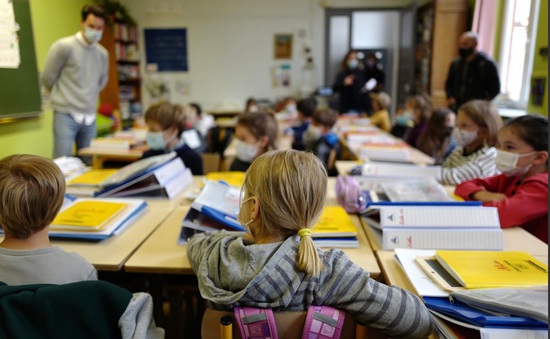 Một nửa số trường tiểu học của Pháp phải đóng cửa do giáo viên đình công