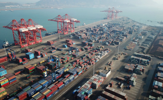 Xuất khẩu của Trung Quốc đạt kỷ lục trong năm 2021