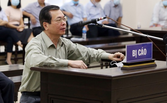 Cựu Bộ trưởng Vũ Huy Hoàng được giảm án