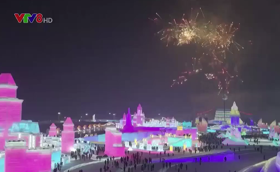 Lễ hội băng tuyết rực rỡ sắc màu ở Trung Quốc