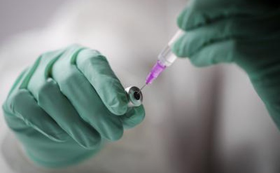 Châu Âu dùng chứng chỉ COVID-19 để bắt buộc tiêm mũi vaccine thứ ba