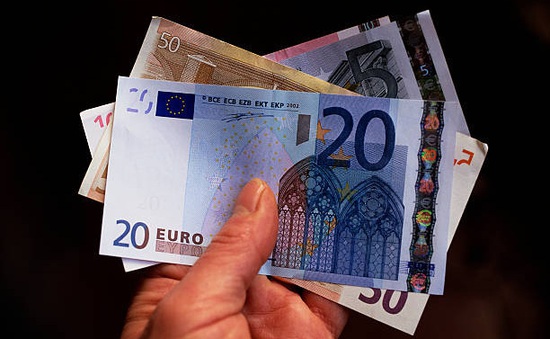 Nhiều nước gia nhập châu Âu chưa dùng đồng Euro