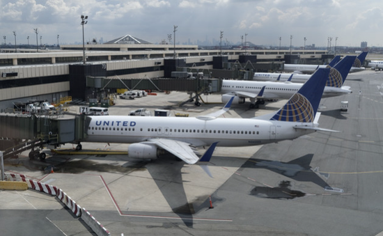 Mỹ áp đặt sàng lọc Ebola bắt buộc đối với hành khách đến từ Uganda tại 5 sân bay