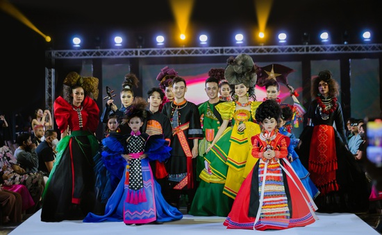 BST Việt gây tiếng vang tại Bangkok Kids International Fashion Week 2022