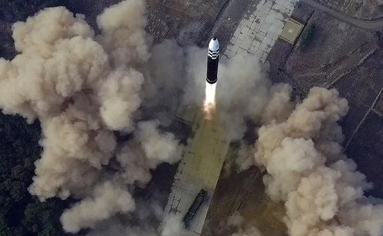 Hàn Quốc: Triều Tiên đã phóng ít nhất 10 tên lửa đạn đạo