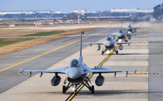 Máy bay ném bom Mỹ tập trận tại Hàn Quốc bất chấp phản đối của Triều Tiên