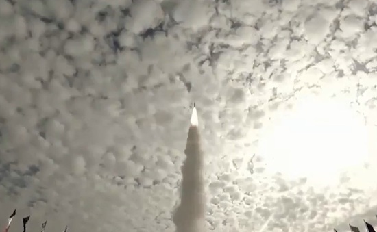 Iran thử nghiệm tên lửa mang vệ tinh