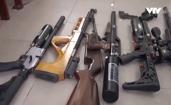 Quảng Nam bắt đối tượng mua bán trái phép vũ khí, công cụ hỗ trợ
