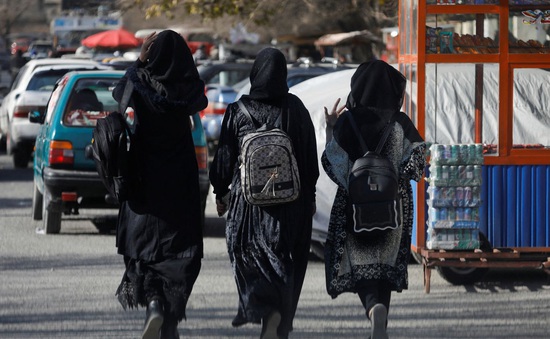Taliban cấm phụ nữ Afghanistan làm việc tại các tổ chức phi chính phủ