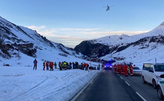 Hai người vẫn mất tích sau trận tuyết lở ở Áo trong ngày Giáng sinh