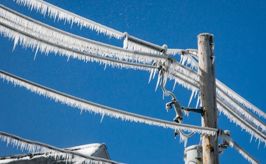 Người dân Pháp đối phó với nguy cơ cắt điện trong mùa đông