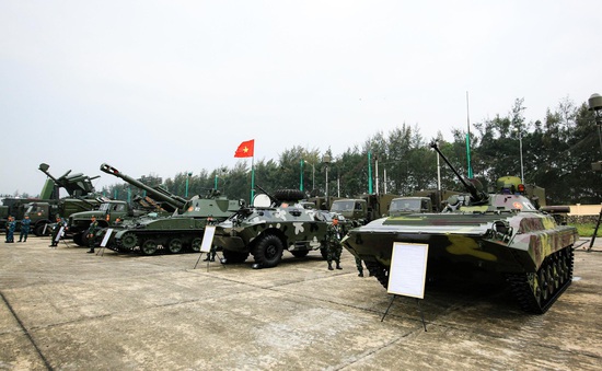 Nhiều vũ khí hiện đại được trưng bày tại Triển lãm Quốc phòng quốc tế Việt Nam 2022