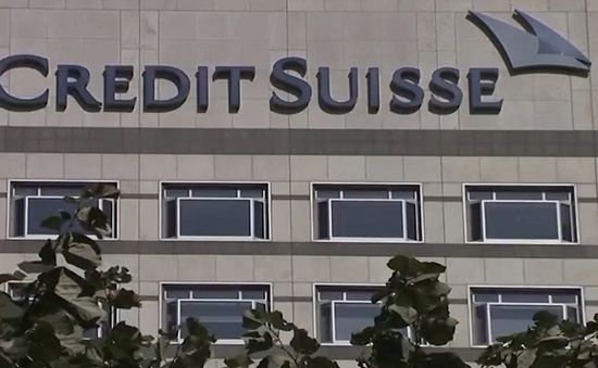 Ngân hàng lớn của Thụy Sĩ bị tố giữ hàng chục tỉ USD tiền "bẩn"