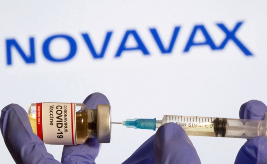 Anh phê duyệt vaccine dựa trên protein của Novavax cho người trên 18 tuổi