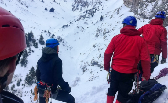 Ba nhà  leo núi được tìm thấy đã tử vong  gần khu nghỉ mát trượt tuyết Kalavryta của Hy Lạp