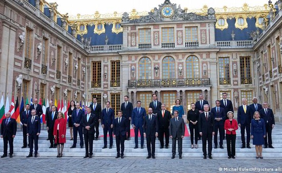 Hội nghị thượng đỉnh châu Âu ra Tuyên bố chung Versailles về tăng cường tự chủ chiến lược