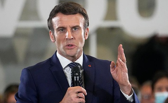 Tranh cử Tổng thống Pháp 2022: Ông Emmanuel Macron đề xuất nâng tuổi nghỉ hưu lên 65
