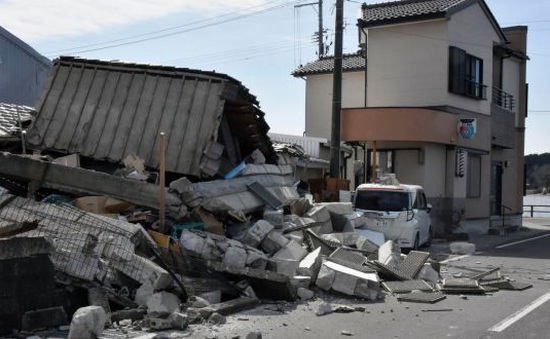 Vùng Đông Bắc Nhật Bản tan hoang sau trận động đất