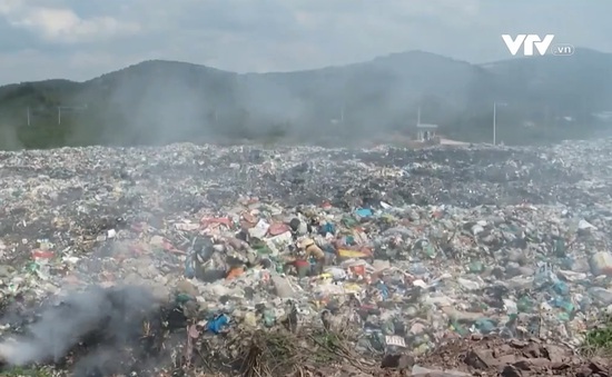 Lâm Đồng: Khói rác bủa vây khu dân cư suốt nhiều năm