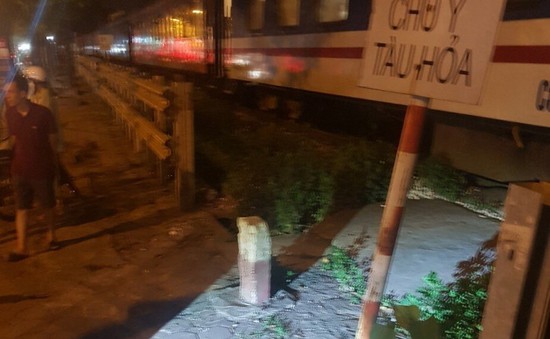Tai nạn tàu hỏa gần ga Giáp Bát, nạn nhân tử vong tại chỗ