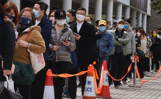 Thủ đô Trung Quốc siết chặt chống dịch, Nhật Bản phát hiện ca đầu tiên nghi mắc bệnh viêm gan bí ẩn