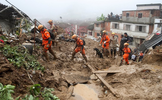 Lũ quét gây sạt lở đất nghiêm trọng tại Brazil, ít nhất 14 người thiệt mạng