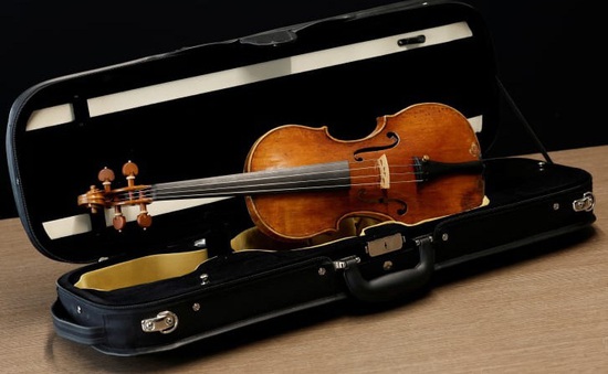 "Leonardo da Vinci của giới violin" được đưa ra đấu giá tại Pháp