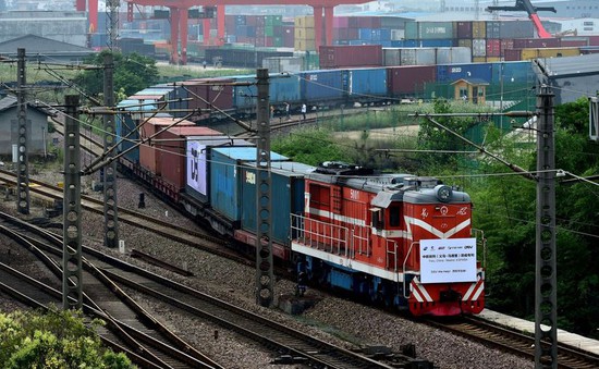 Trung Quốc mở rộng giao thương bằng đường sắt