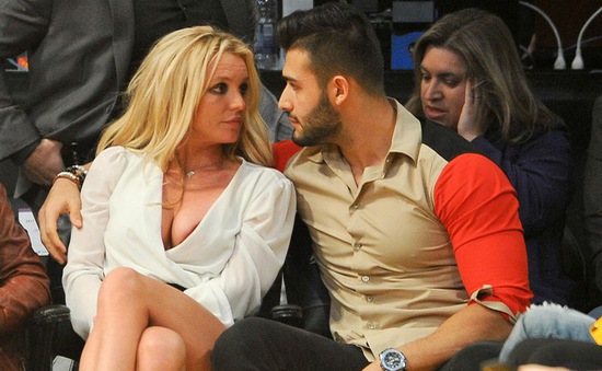 Hậu sảy thai, Britney Spears và hôn phu vẫn mong có con