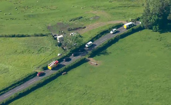 Anh: Trực thăng lao xuống cánh đồng ở North Yorkshire, 2 người thiệt mạng