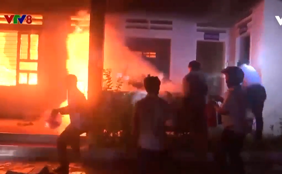 Cháy lớn tại trụ sở UBND xã vùng cao Quảng Nam