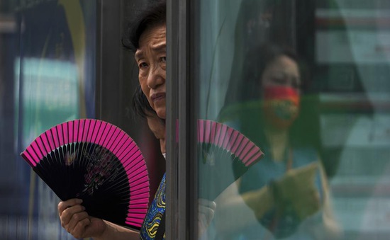 Gần 70 thành phố của Trung Quốc ban bố cảnh báo nắng nóng cao độ