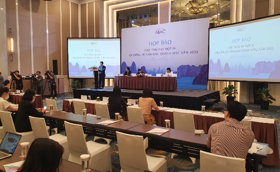 Nhiều hoạt động kết nối đầu tư được tổ chức trong kỳ họp ABAC III