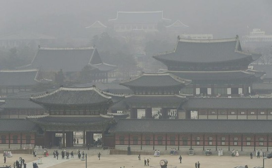Người dân Hàn Quốc đưa vấn đề ô nhiễm không khí ra tòa