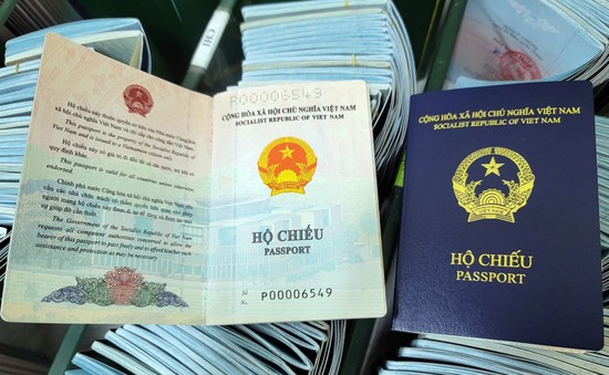 Thêm Cộng hòa Czech không công nhận mẫu hộ chiếu mới của Việt Nam