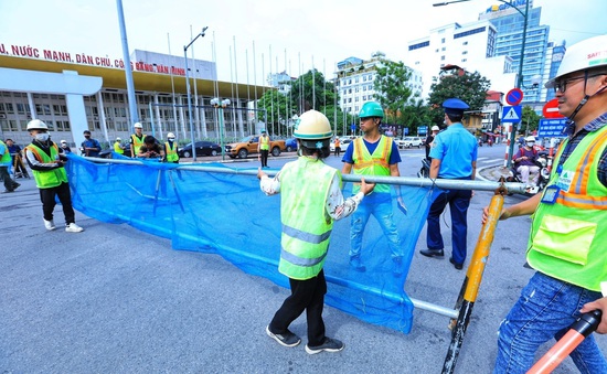 Hà Nội tổ chức lại giao thông phố Trần Hưng Đạo phục vụ thi công đường sắt