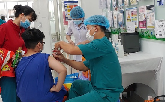 TP. Hồ Chí Minh: Hơn 98% người được lấy mẫu ngẫu nhiên có kháng thể phòng ngừa COVID-19