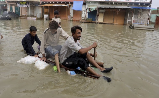 Tổng Thư ký LHQ kêu gọi hỗ trợ “lớn” khi lũ lụt gây thiệt hại lên tới 30 tỷ USD ở Pakistan