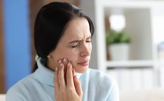 7 lý do đau xương hàm và dấu hiệu khi cần tới sự trợ giúp y tế