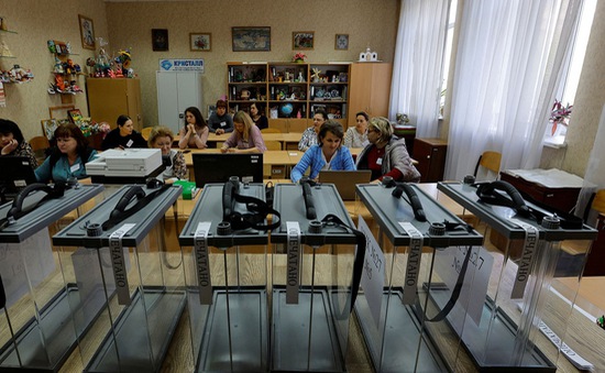 4 tỉnh miền Đông Ukraine trưng cầu ý dân về việc sáp nhập Nga