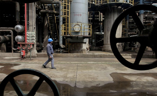 Trung Quốc tăng nhập khẩu dầu thô