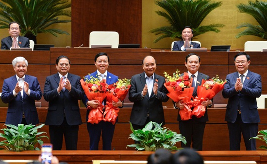 Công bố Nghị quyết của Quốc hội về việc phê chuẩn bổ nhiệm 2 Phó Thủ tướng