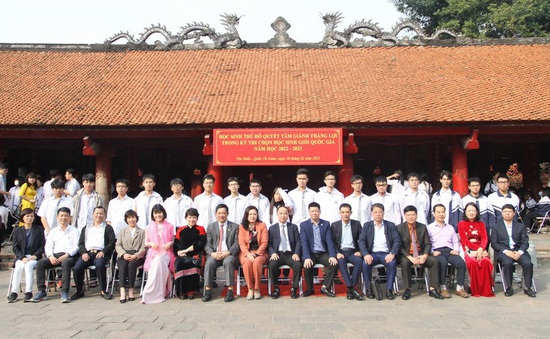 Gặp mặt 184 học sinh giỏi Hà Nội dự kỳ thi cấp quốc gia năm học 2022-2023