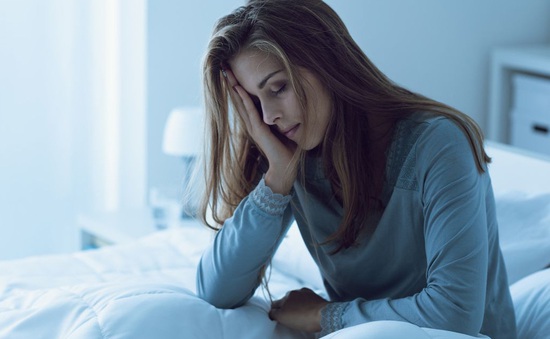 Ngủ không đều tiềm ẩn nguy cơ gây hại cho tim mạch