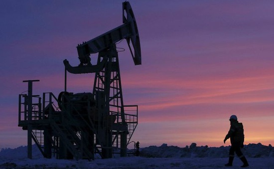 Nga mất nửa nguồn thu từ dầu khí