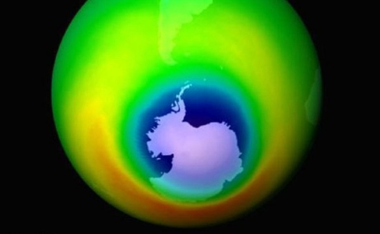 Tầng ozone bị phá hủy từ 3-5% sau vụ cháy rừng "Mùa hè Đen tối"